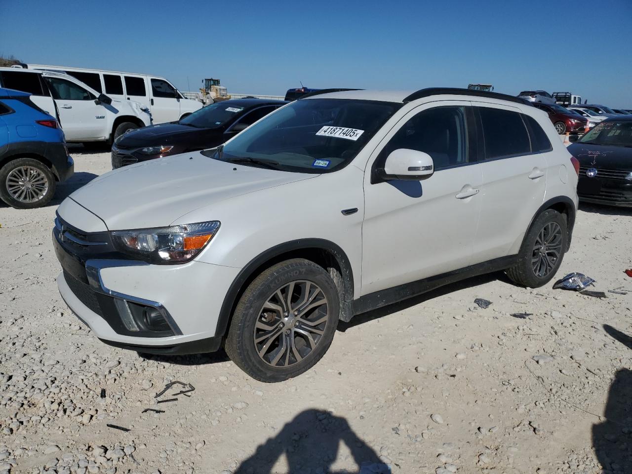 2018 Mitsubishi Outlander - Image 1