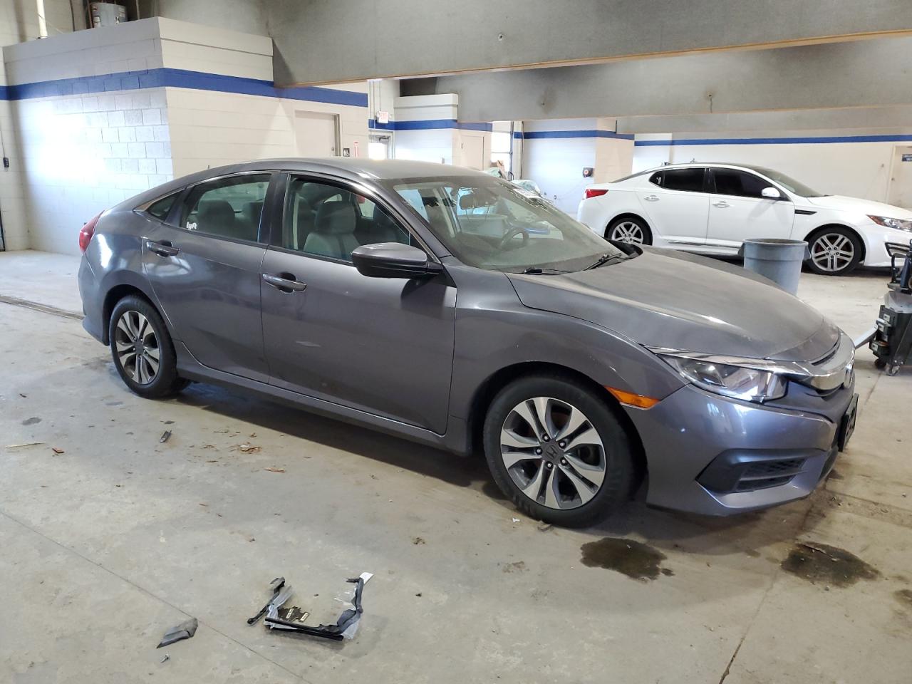 2016 Honda Civic - Image 4