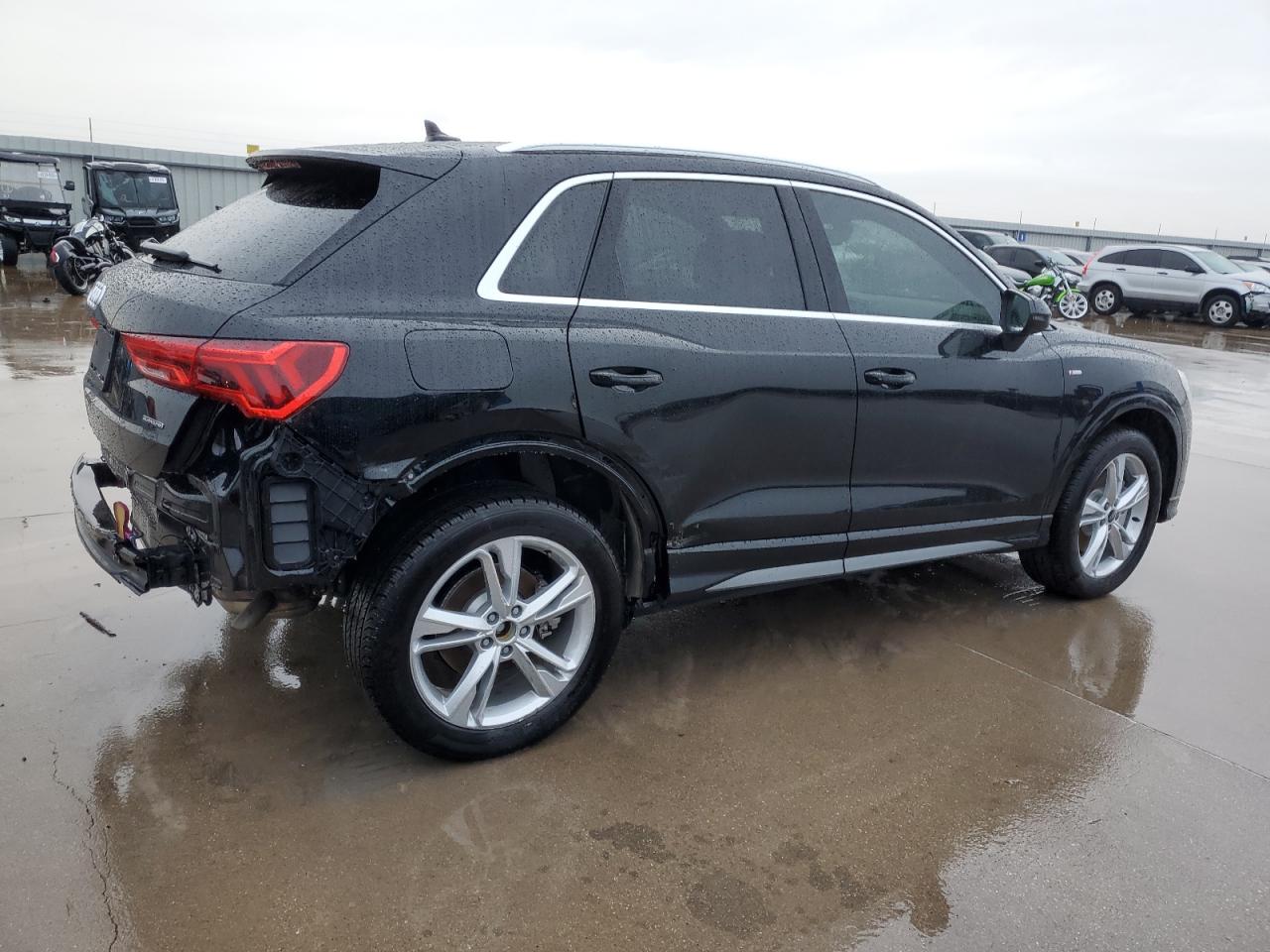 2024 Audi Q3 - Image 3