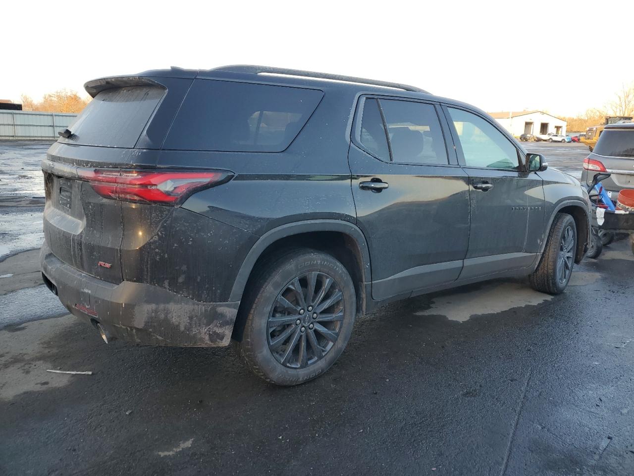 2022 Chevrolet Traverse - Image 3