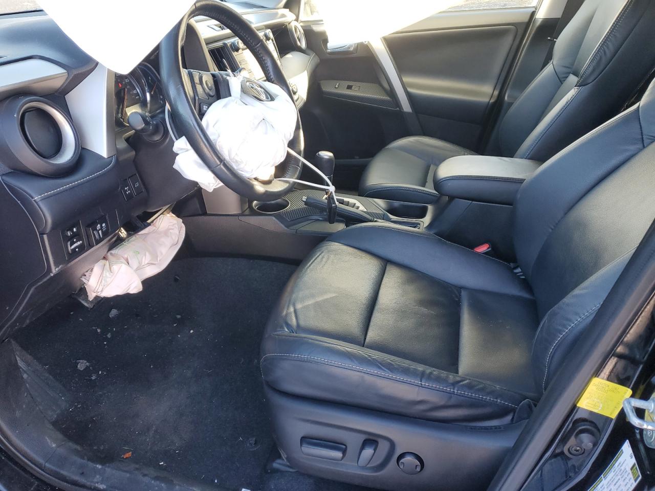 2015 Toyota RAV 4 - Image 7