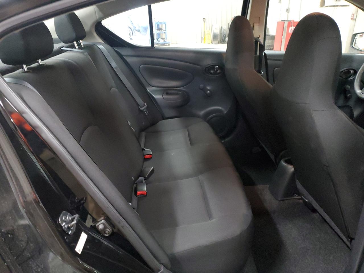 2016 Nissan Versa - Image 10