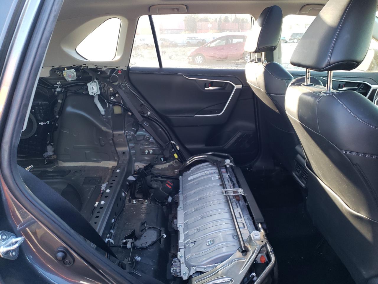 2019 Toyota RAV 4 - Image 11
