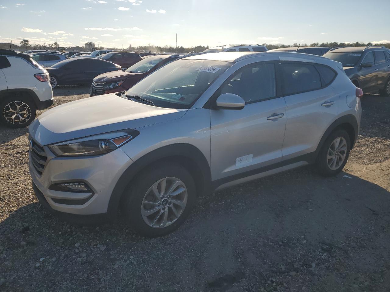 VIN KM8J3CA45HU320753 2017 HYUNDAI TUCSON no.1