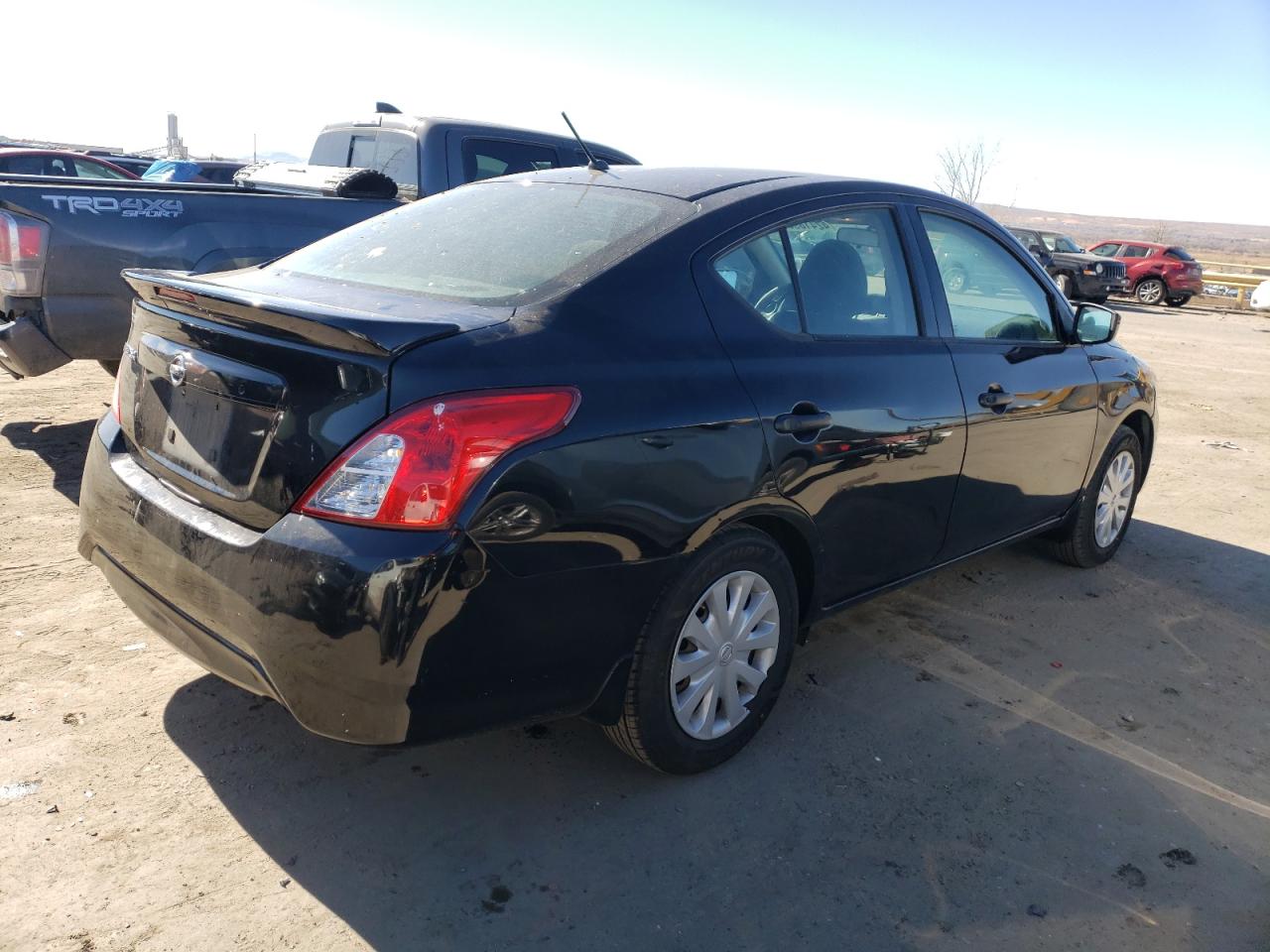 2018 Nissan Versa - Image 3