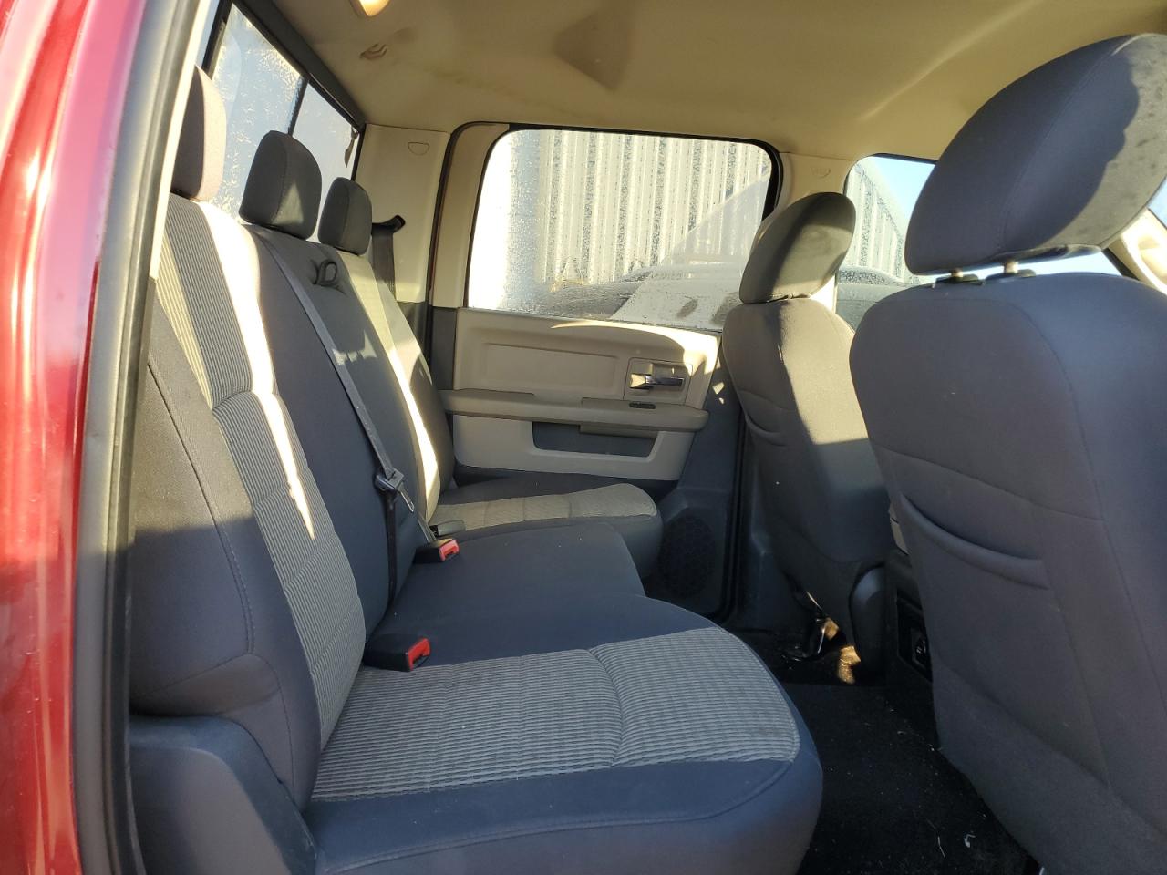 2010 Dodge RAM - Image 10