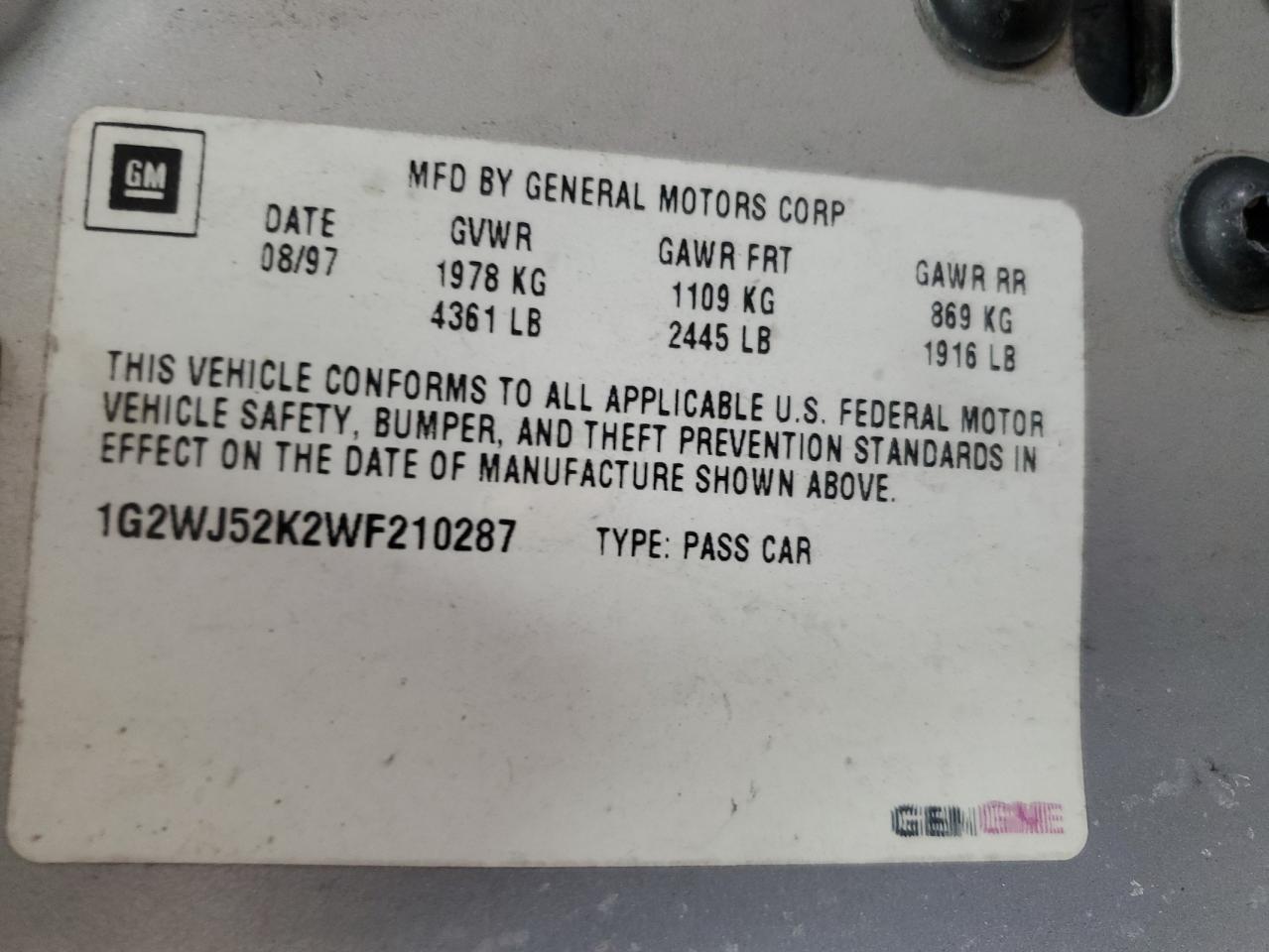 1998 Pontiac Grand Prix - Image 12