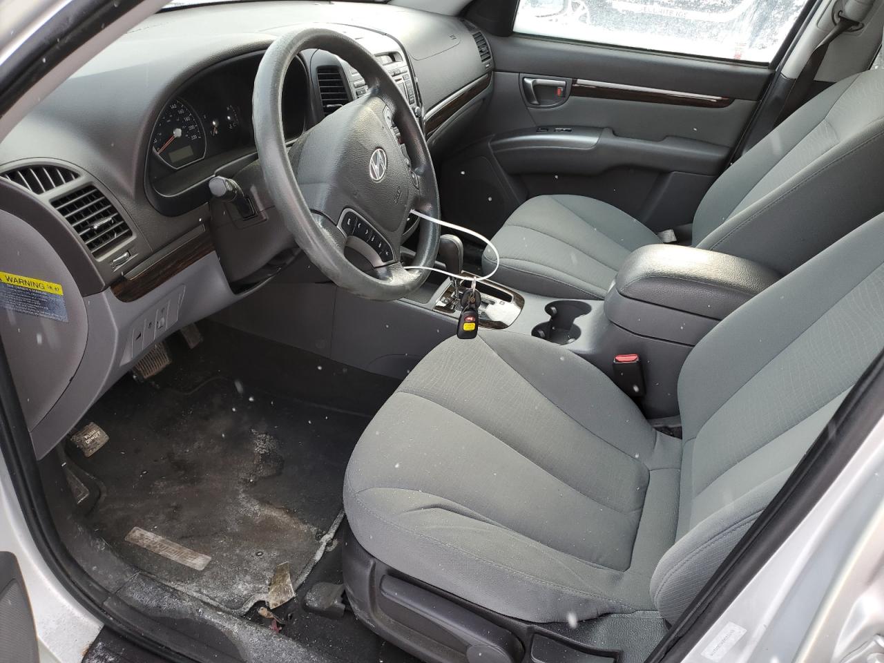 2012 Hyundai Santa Fe - Image 7
