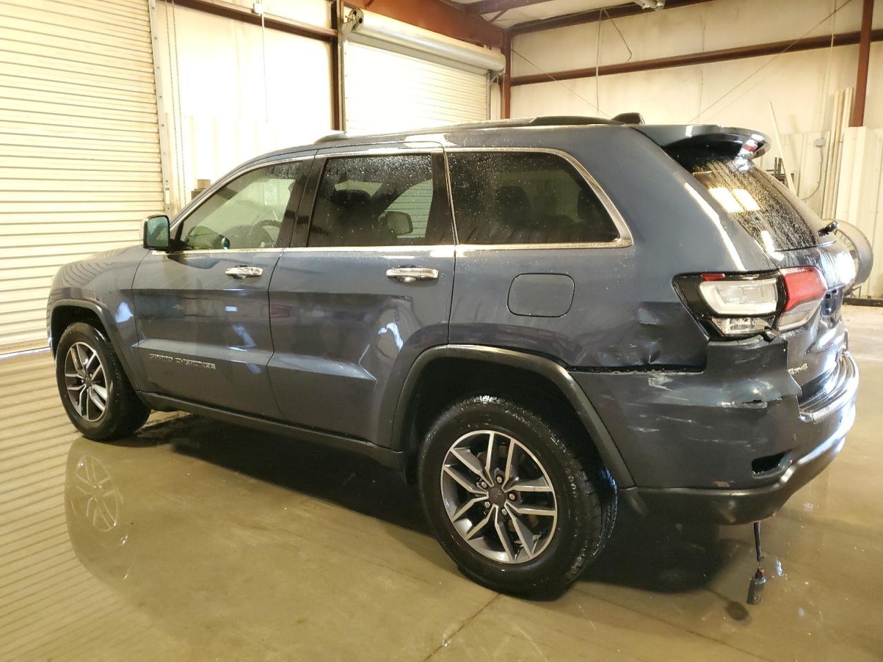 2021 Jeep Grand Cherokee - Image 2