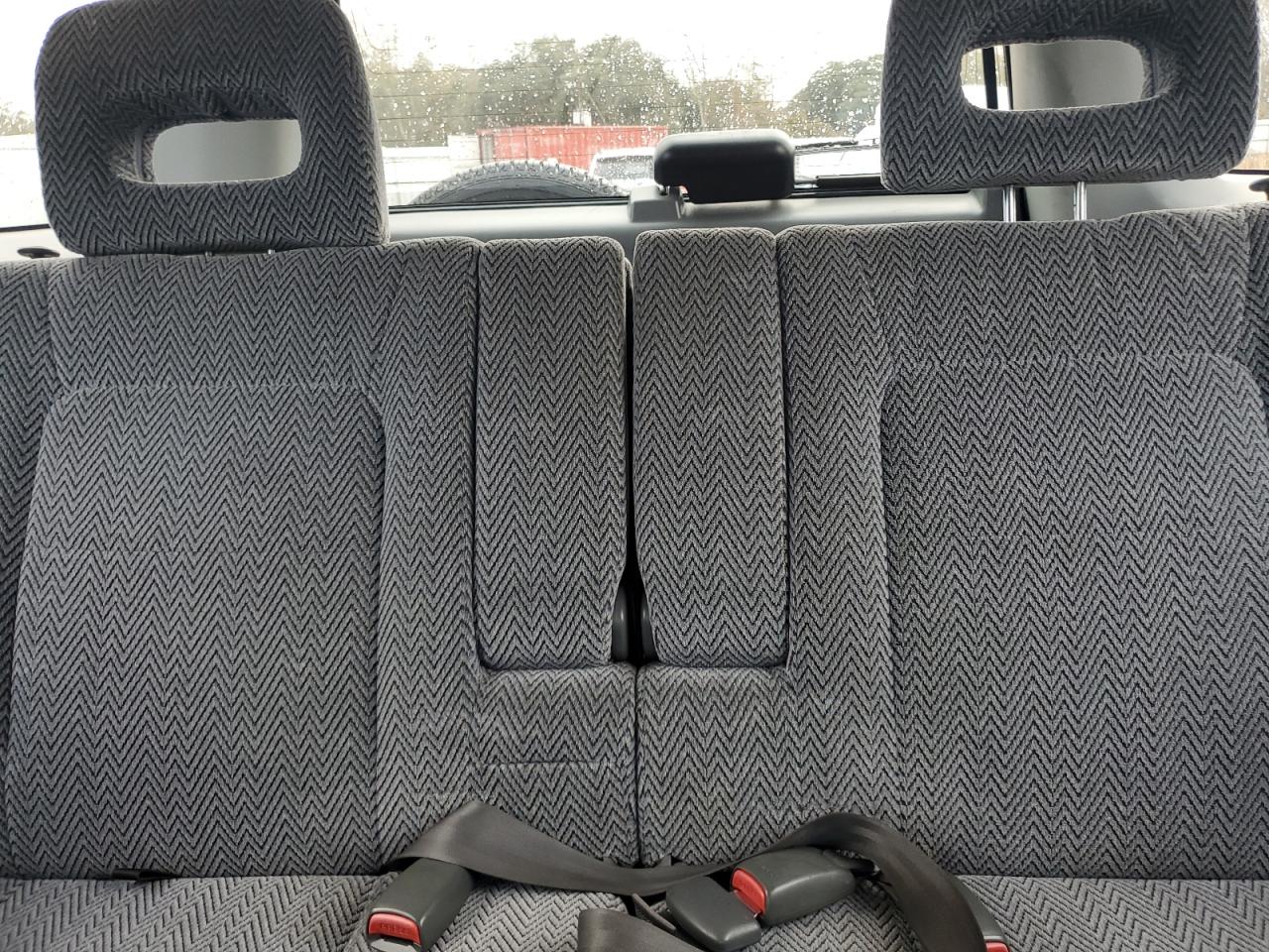 1998 Honda CR-V - Image 10
