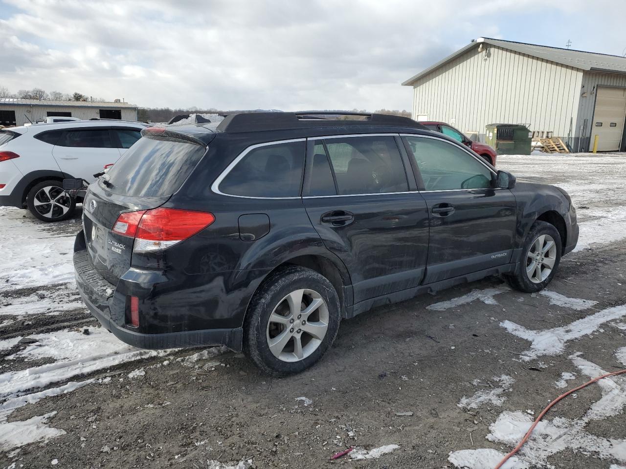 2013 Subaru Outback - Image 3