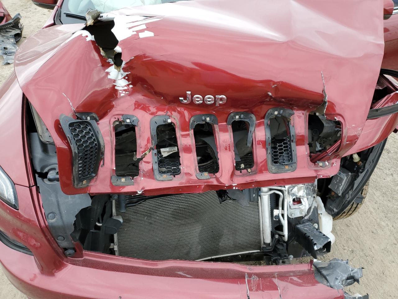 2017 Jeep Grand Cherokee - Image 13