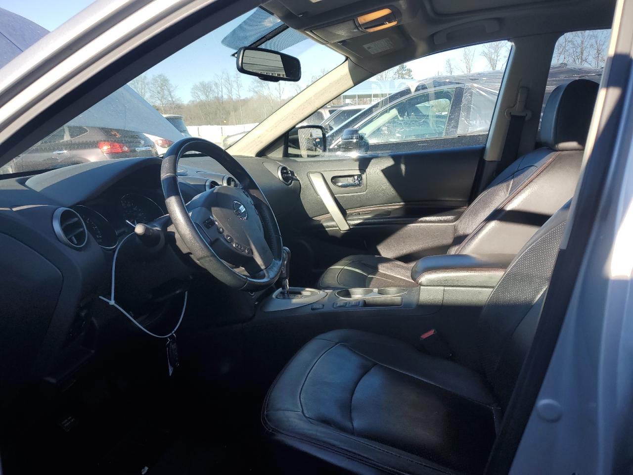 2013 Nissan Rogue - Image 7