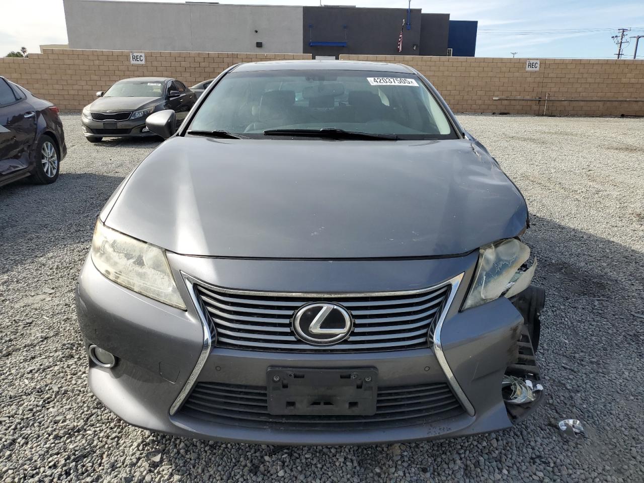 2013 Lexus ES - Image 5