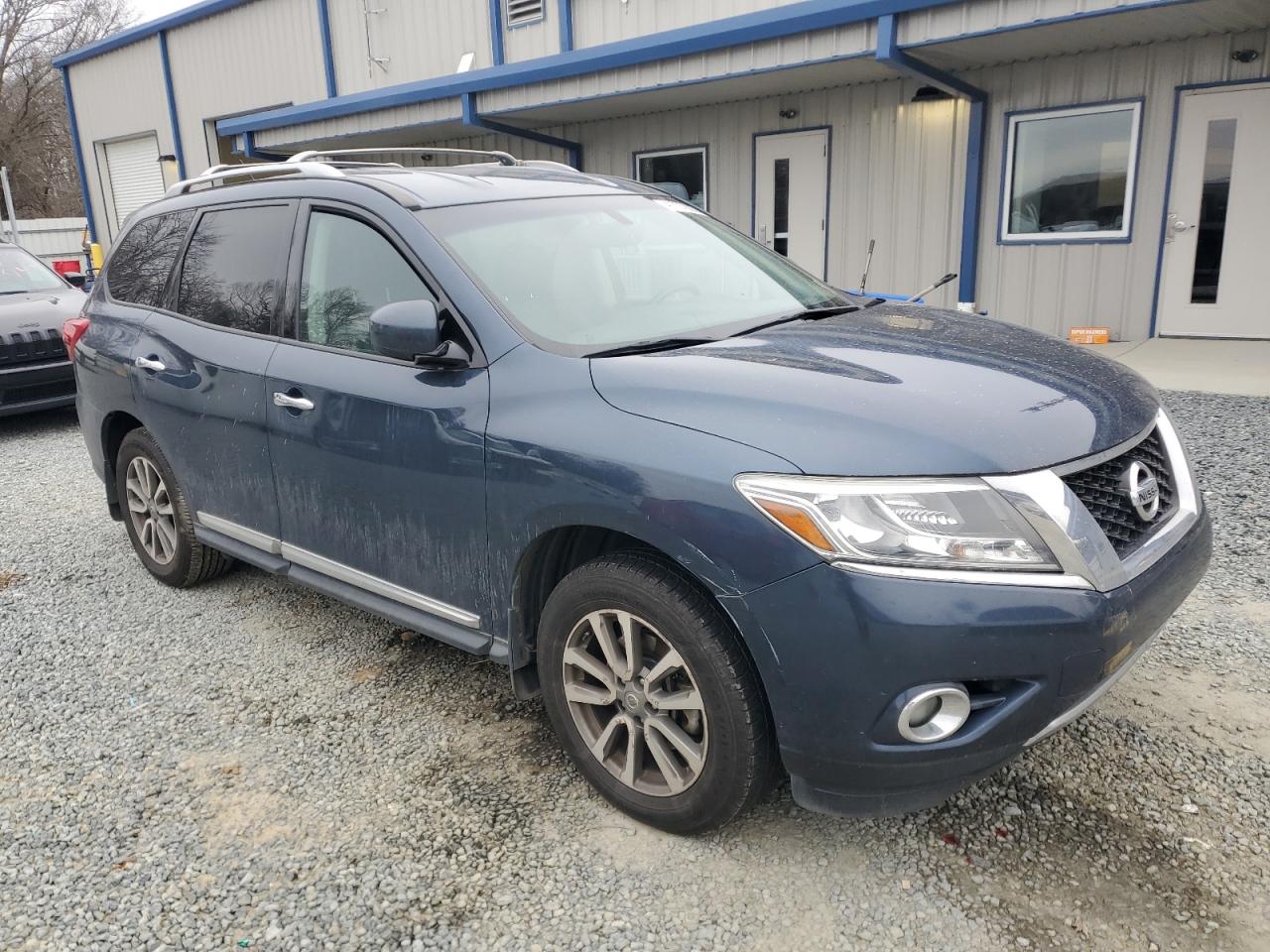 2013 Nissan Pathfinder - Image 4
