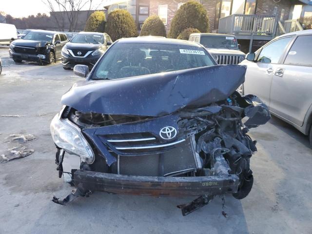 Седани TOYOTA COROLLA 2013 Синій