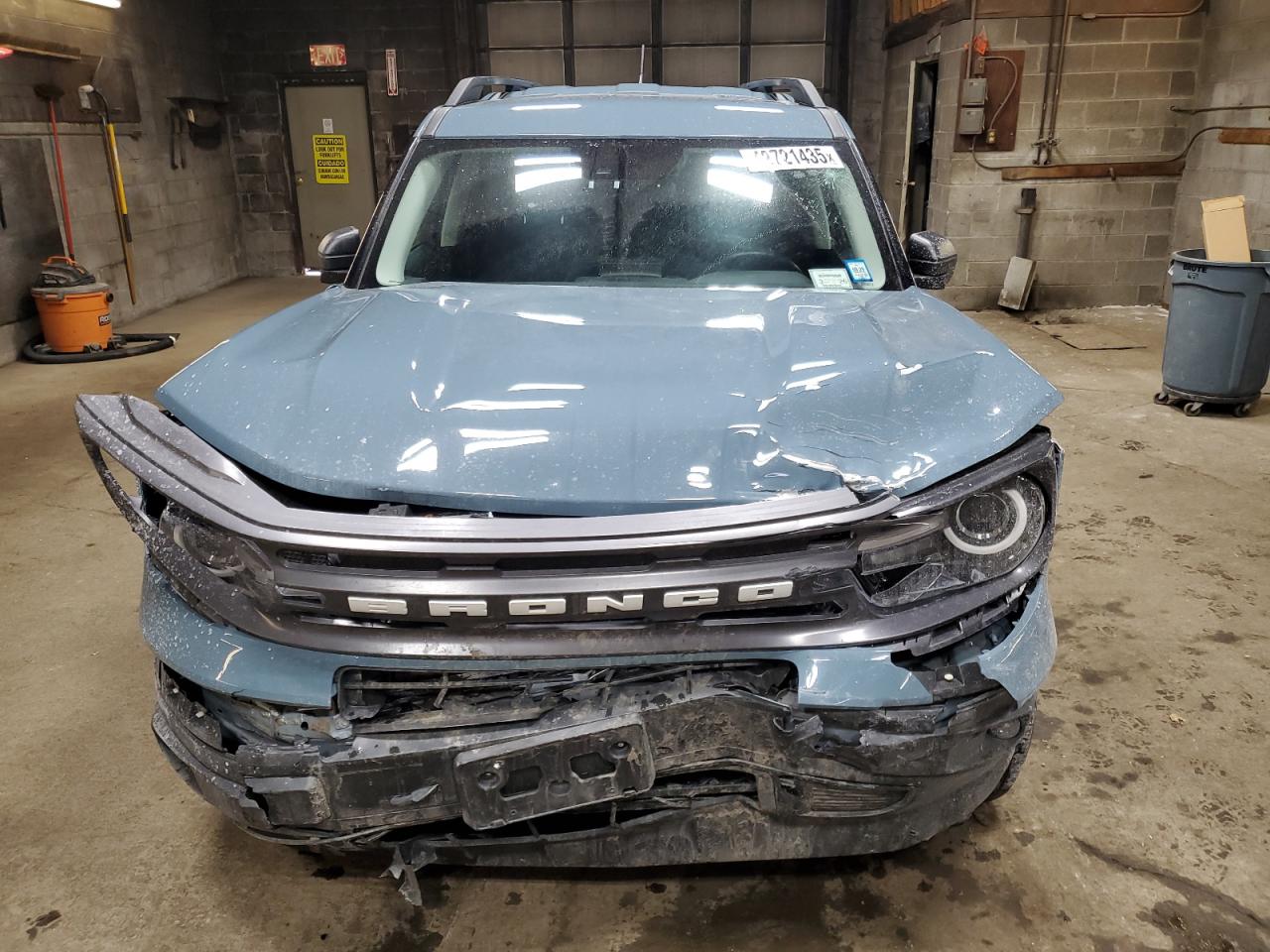2023 Ford Bronco - Image 5