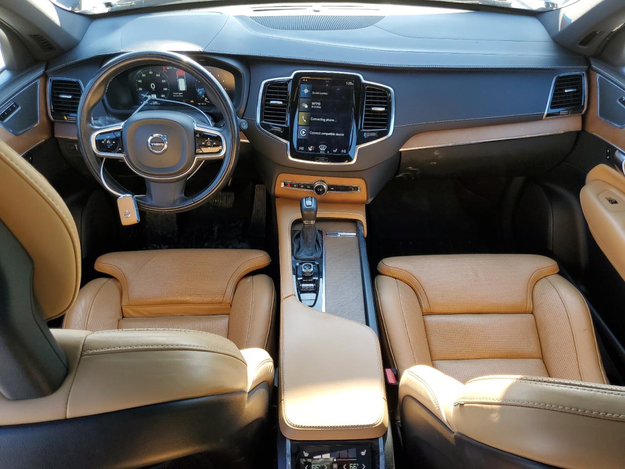 2017 Volvo XC90 - Image 8
