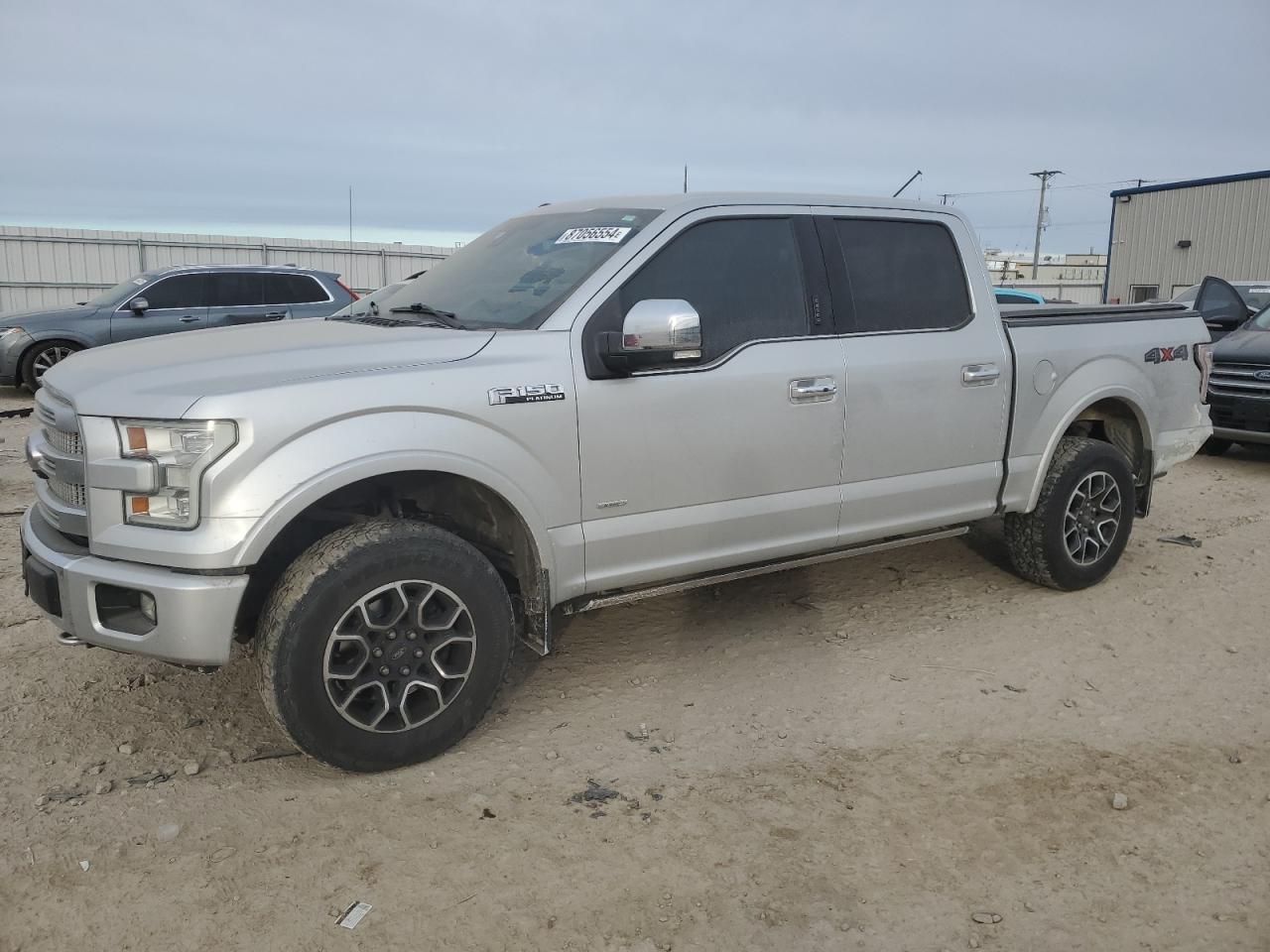 VIN 1FTEW1EG5FFC12821 2015 FORD F-150 no.1