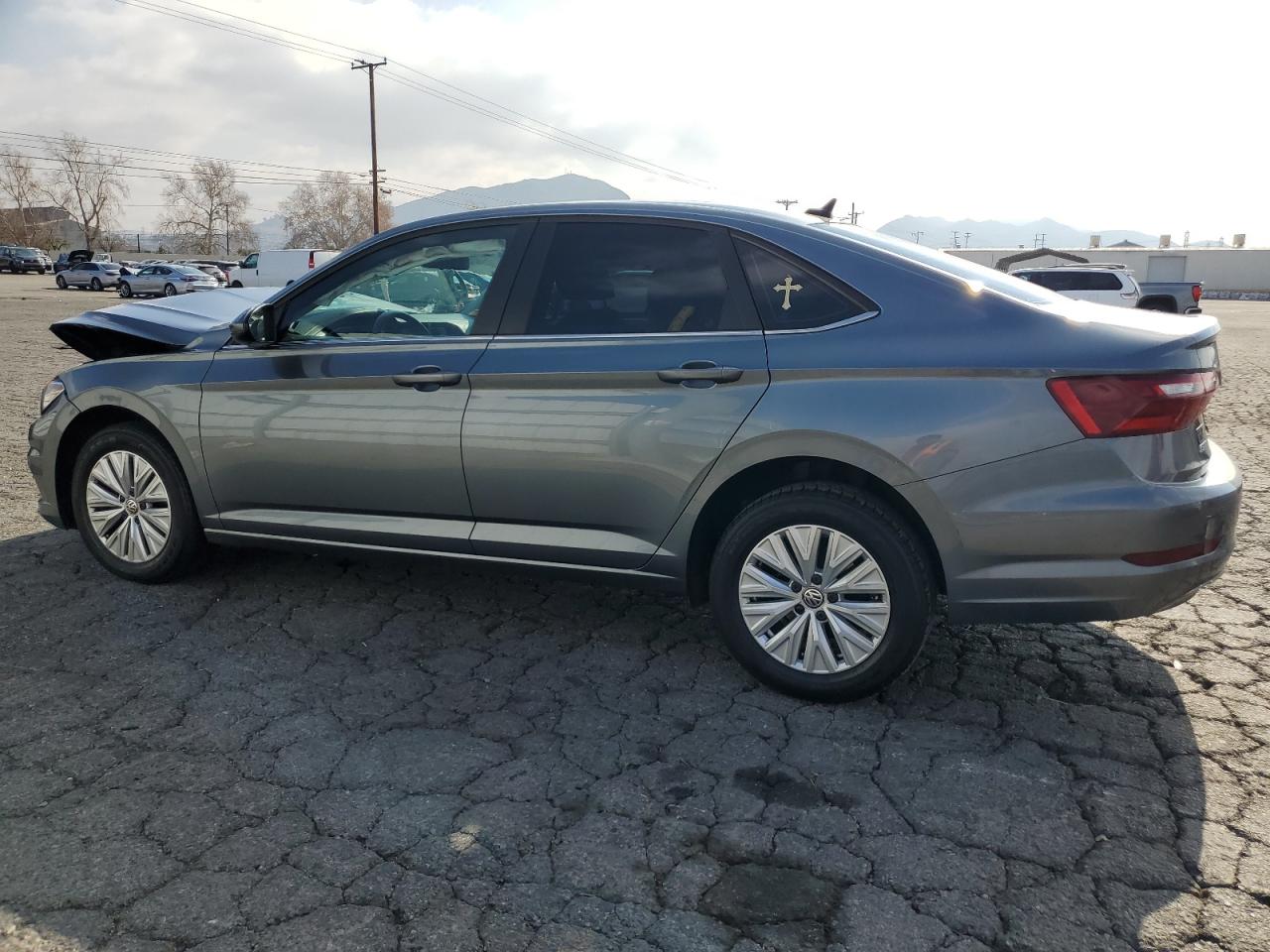 2020 Volkswagen Jetta - Image 2