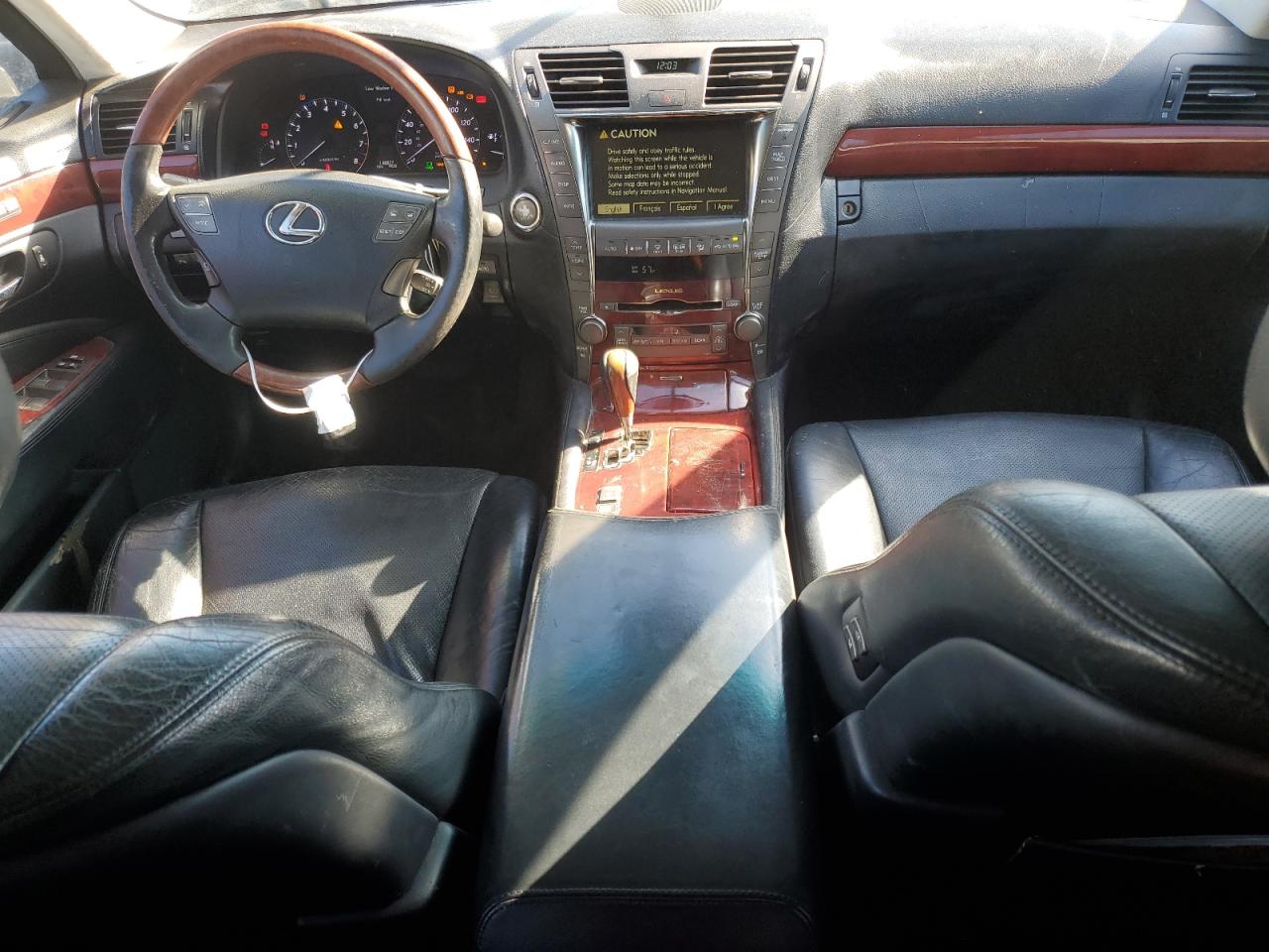 2007 Lexus LS - Image 8