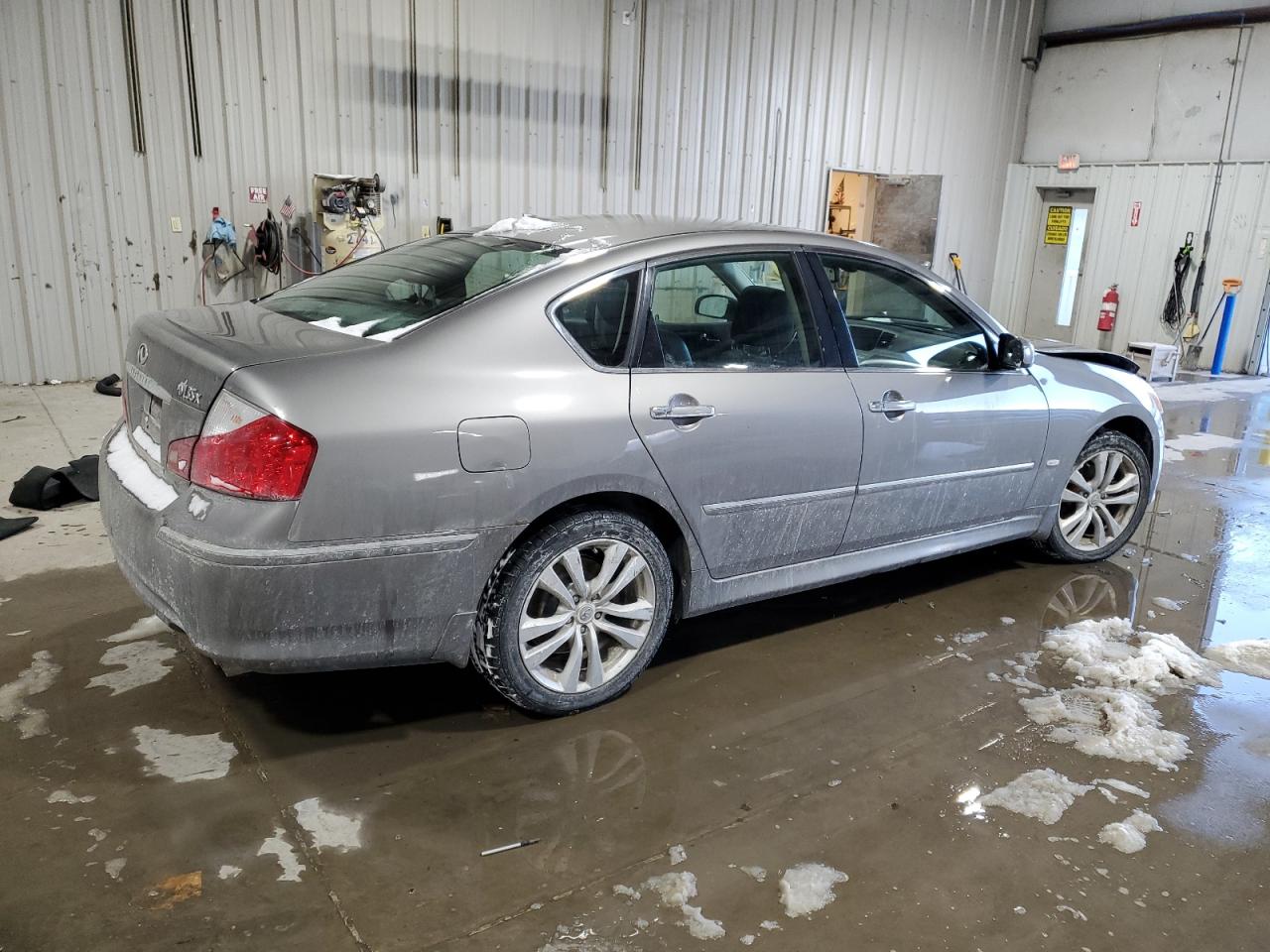 2009 Infiniti M - Image 3