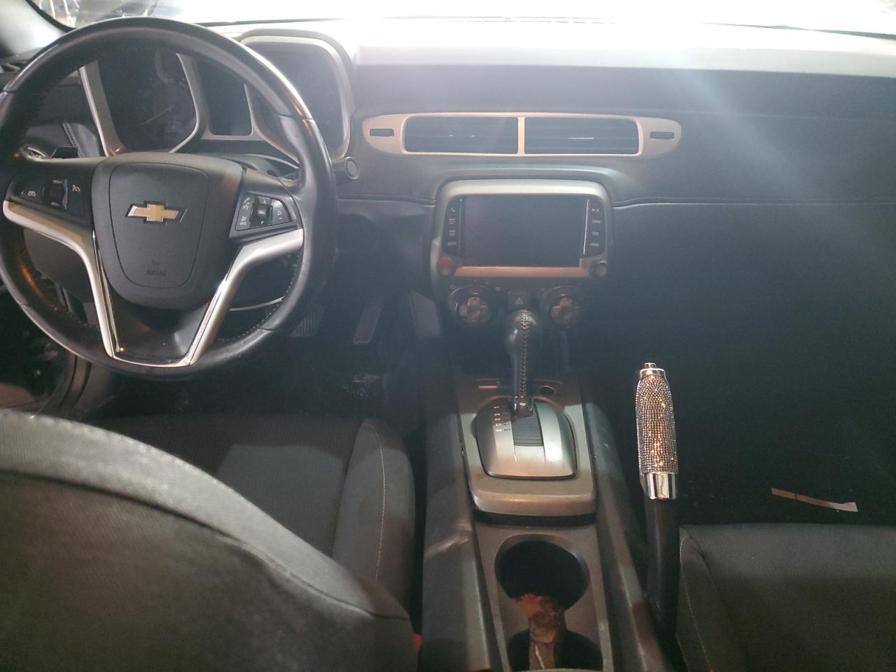 2015 Chevrolet Camaro - Image 8