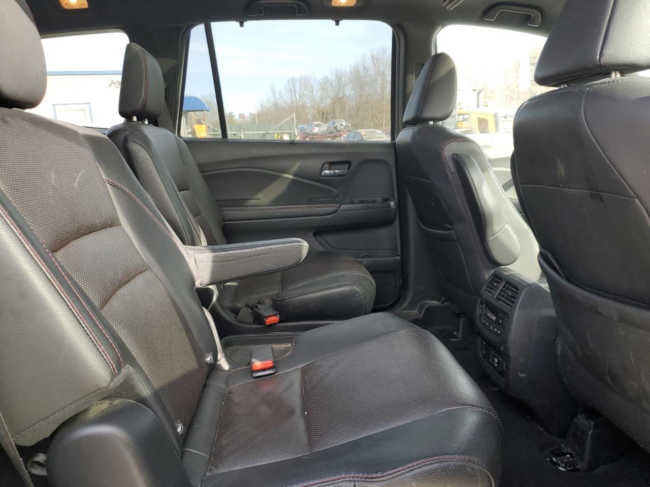 2021 Honda Pilot - Image 11