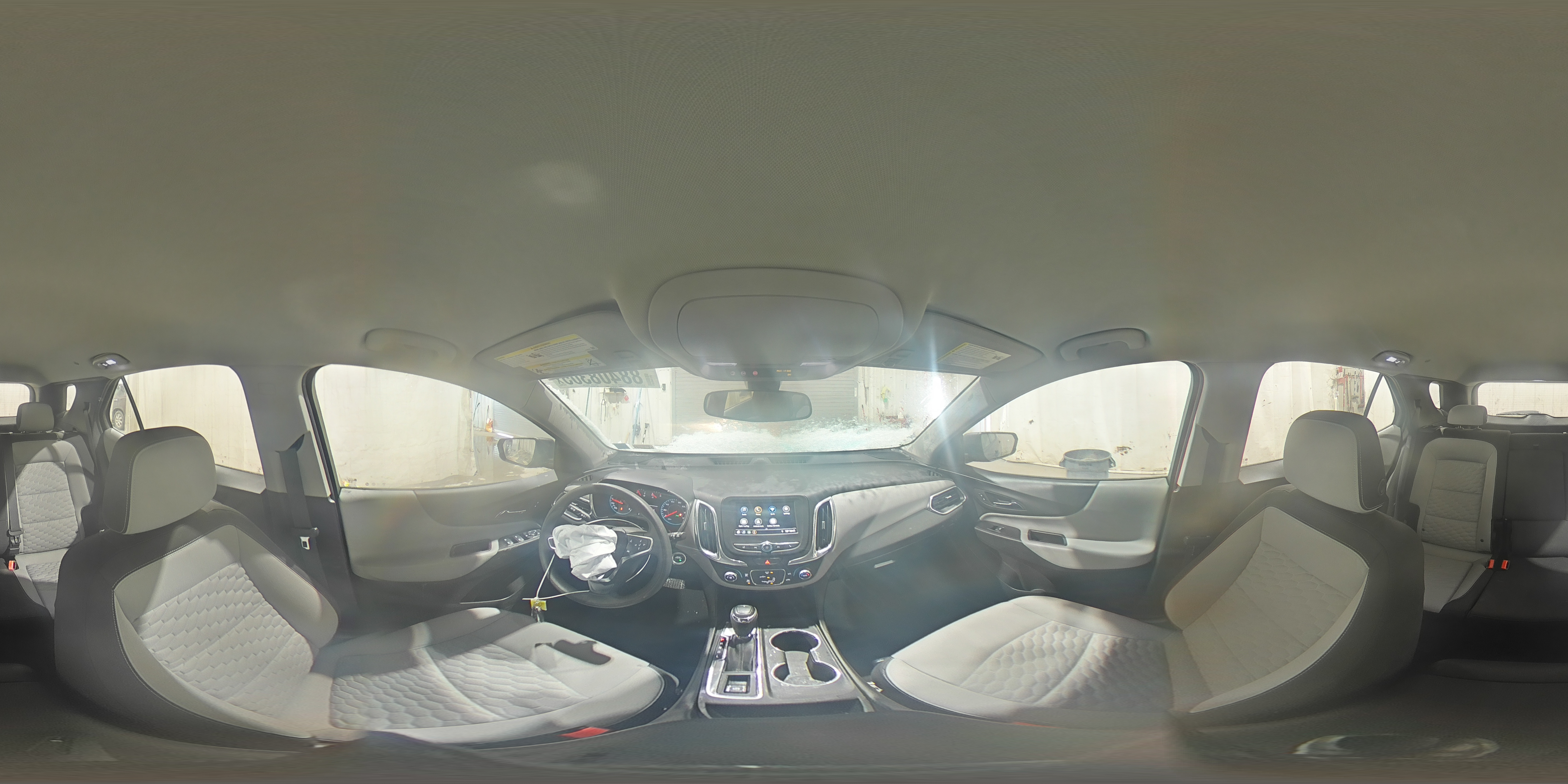 2019 Chevrolet Equinox - Image 14