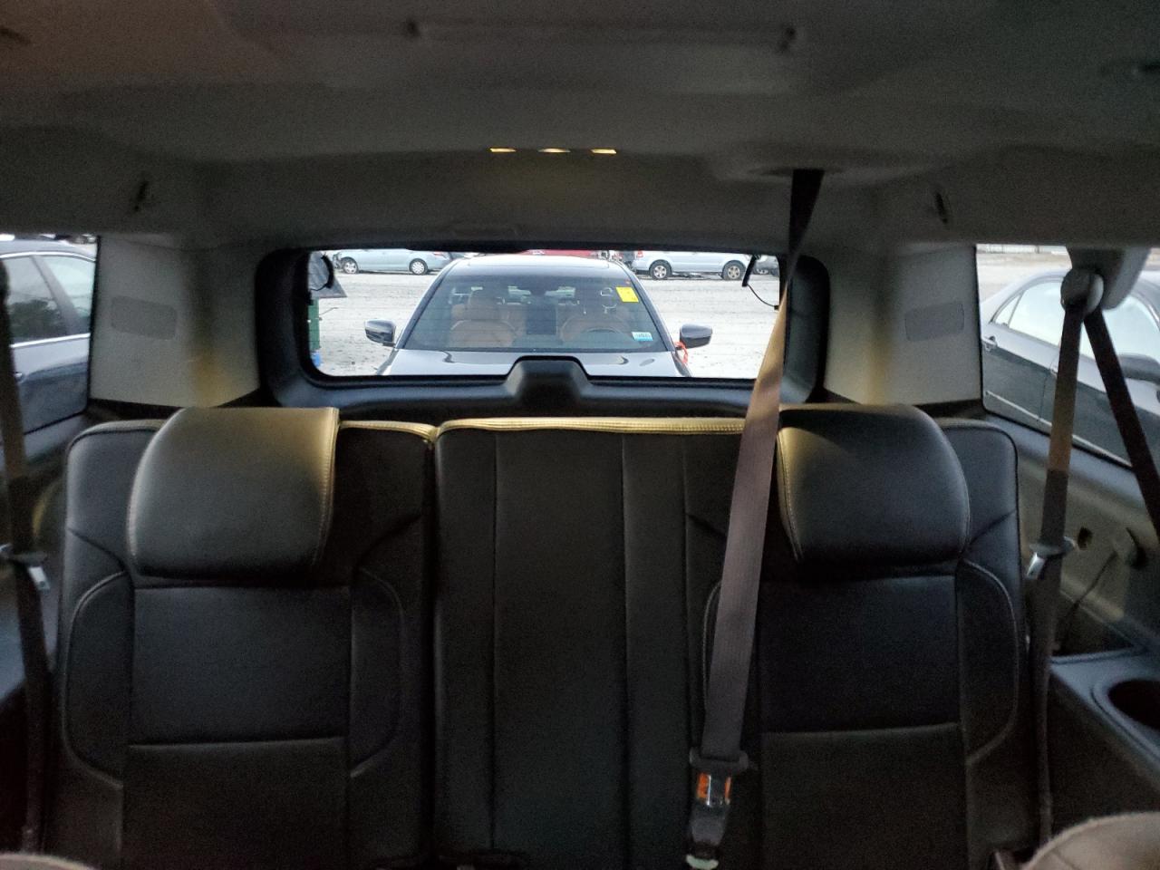 2015 GMC Yukon - Image 10