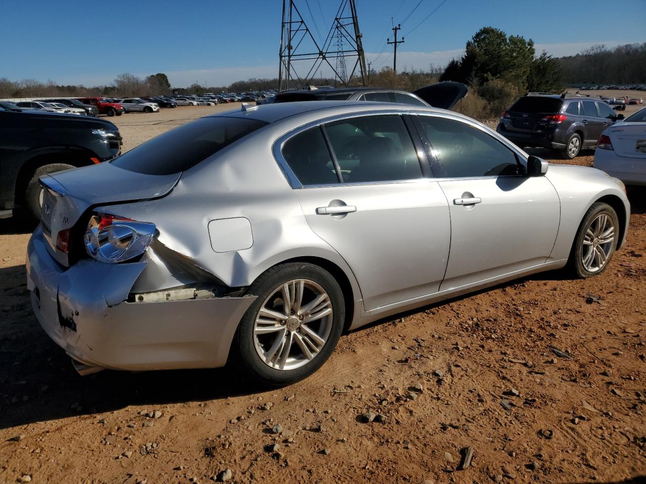 2011 Infiniti G - Image 3