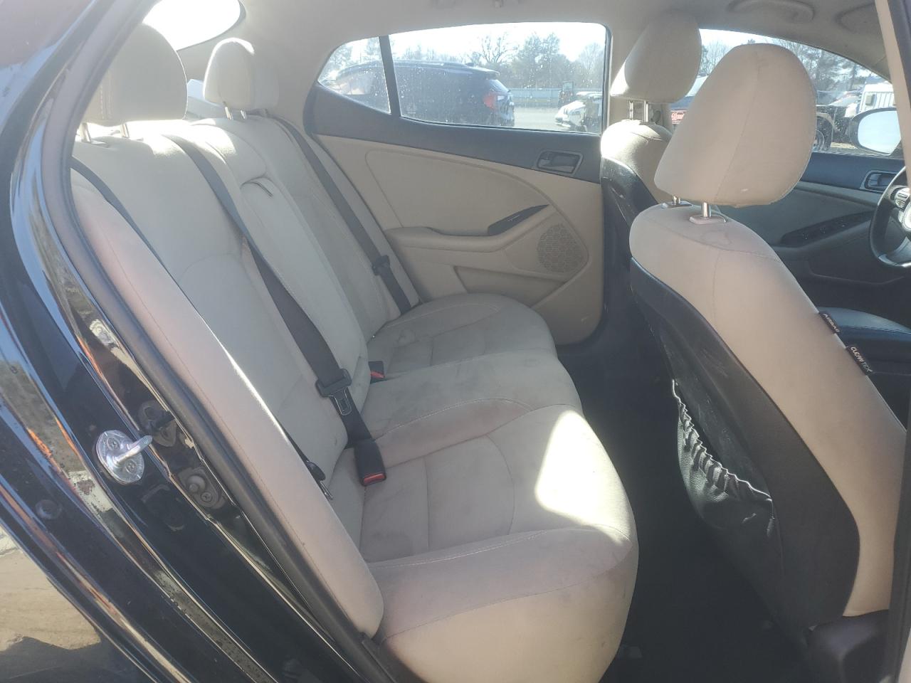 2015 Kia Optima - Image 10