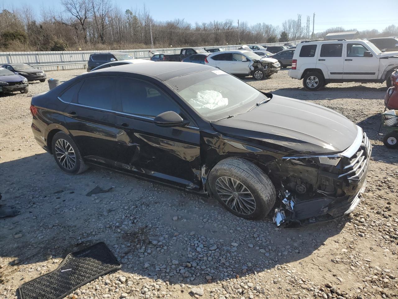 2019 Volkswagen Jetta - Image 4
