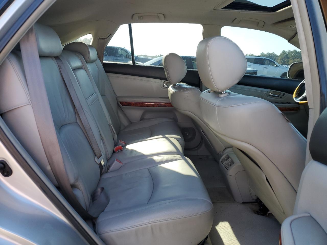 2007 Lexus RX - Image 11