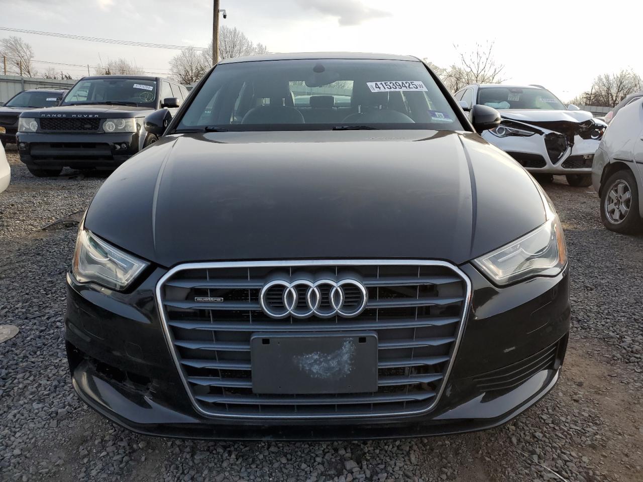 VIN WAUBFGFF4F1052033 2015 AUDI A3 no.5