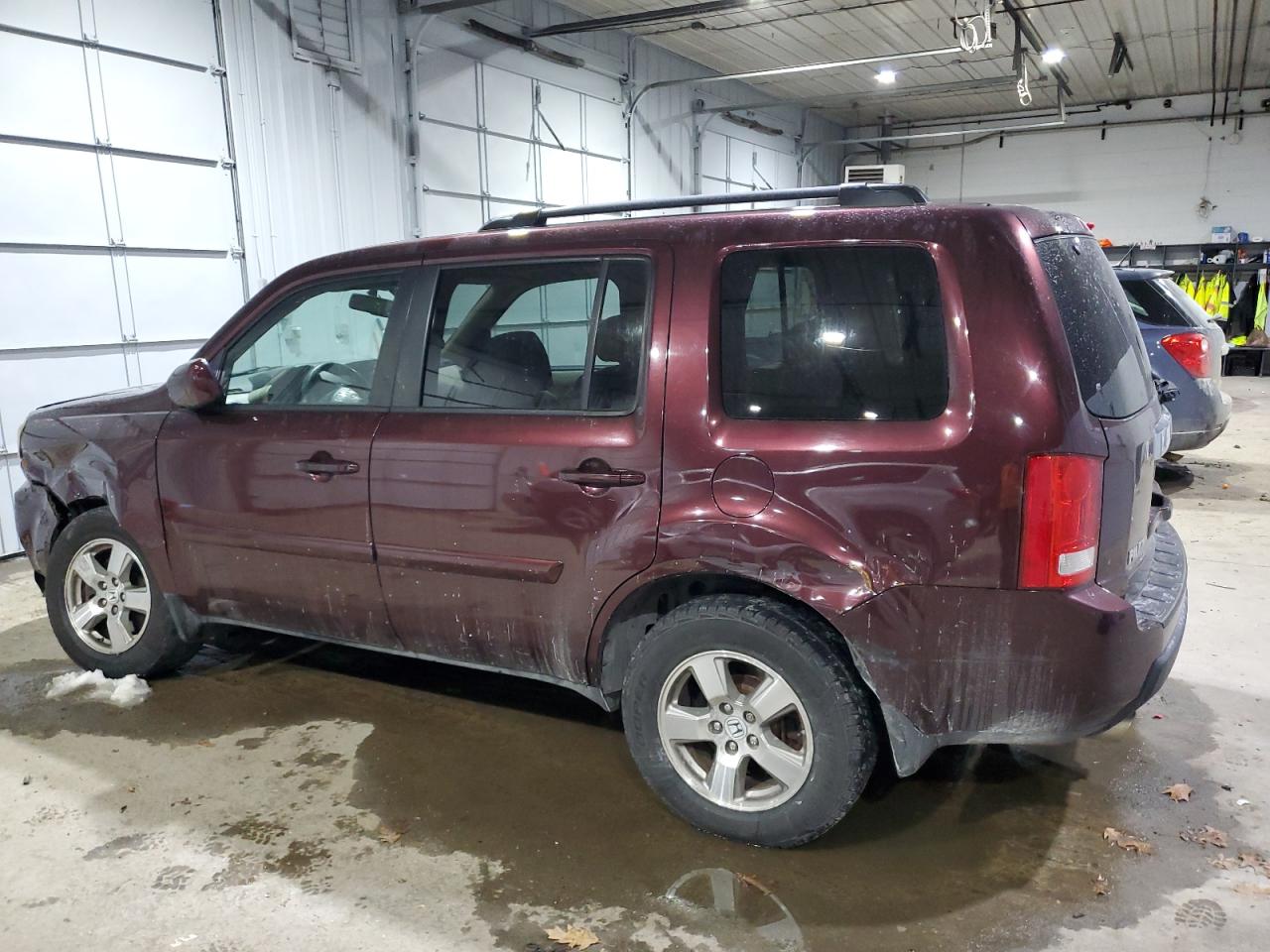 2011 Honda Pilot - Image 2