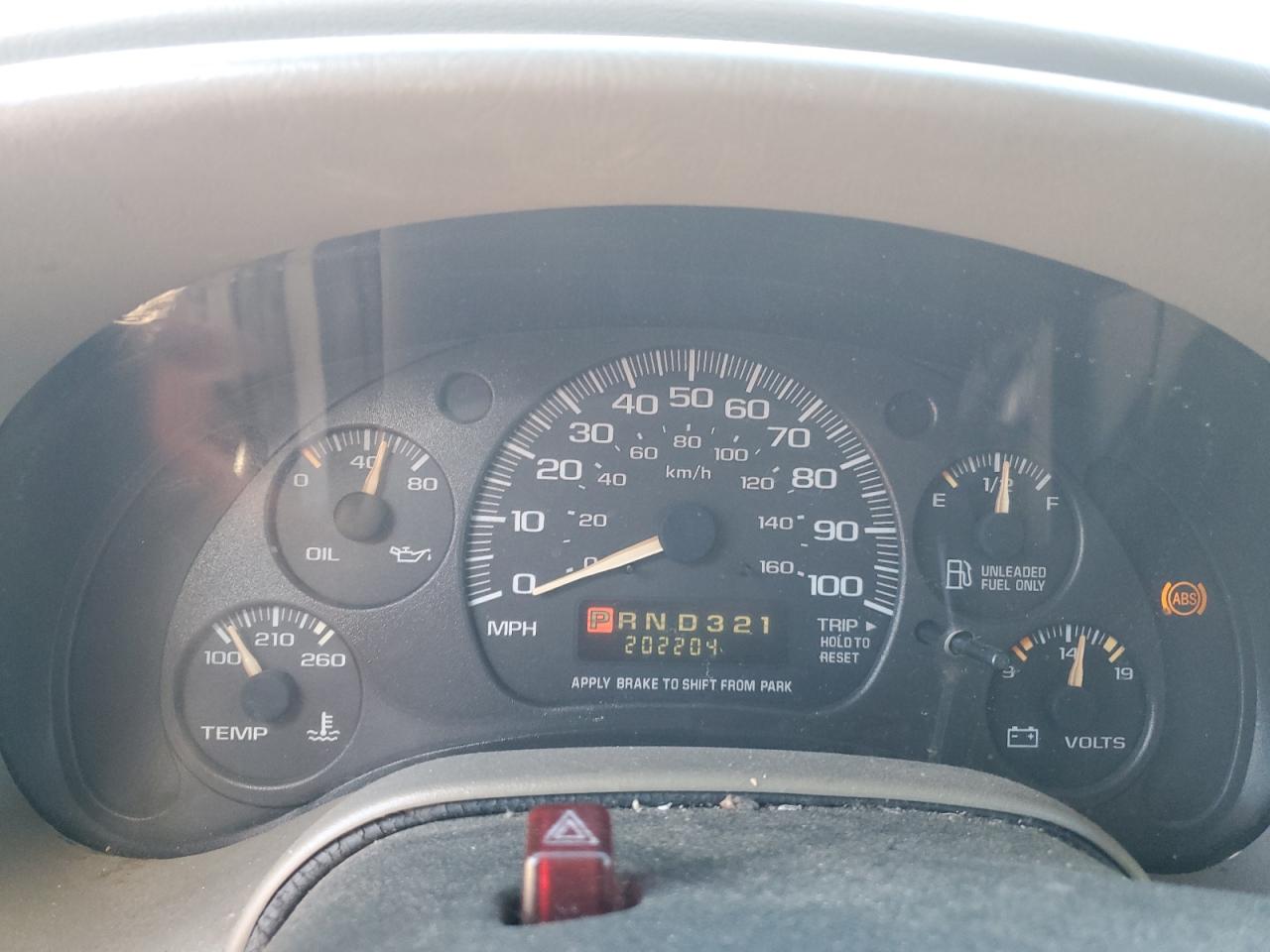 2003 Chevrolet Astro - Image 9