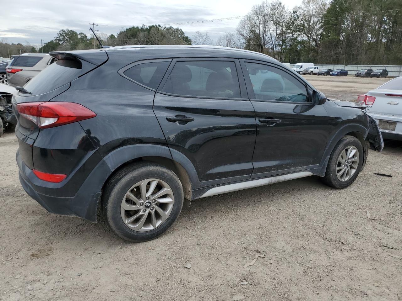 2017 Hyundai Tucson - Image 3