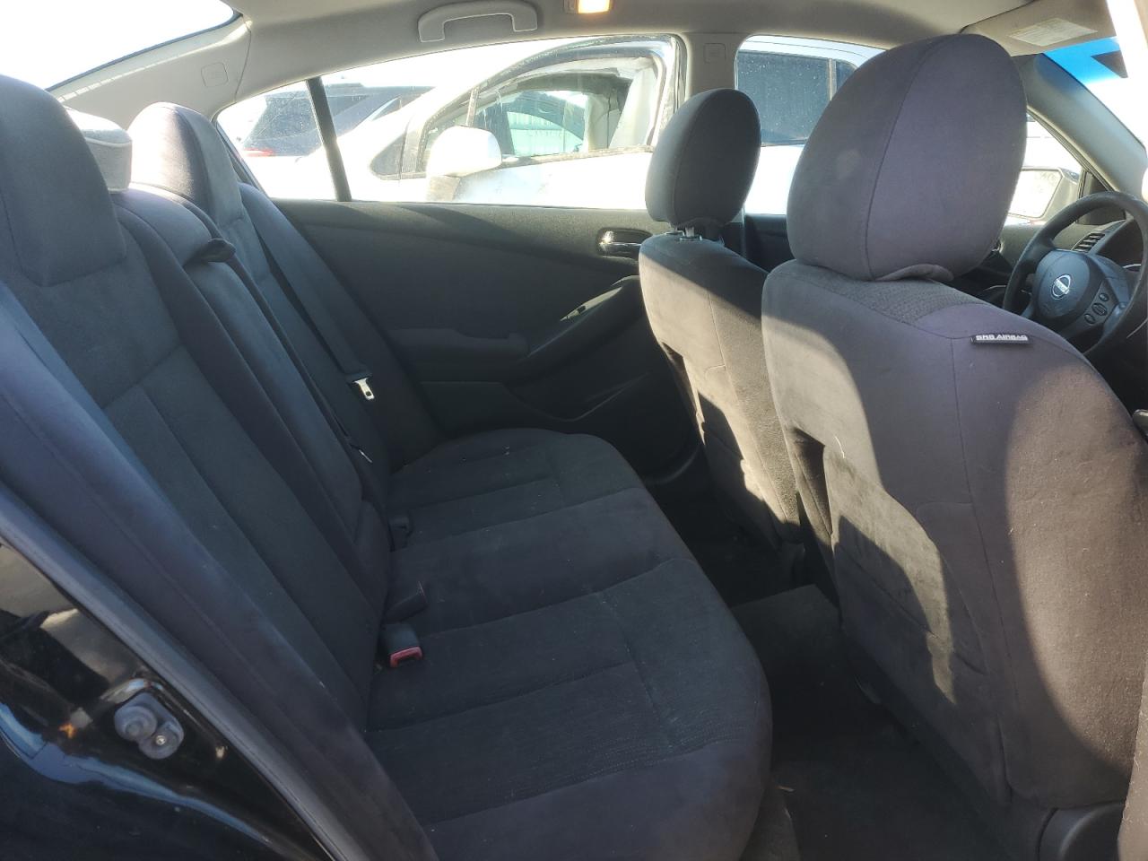 2011 Nissan Altima - Image 10