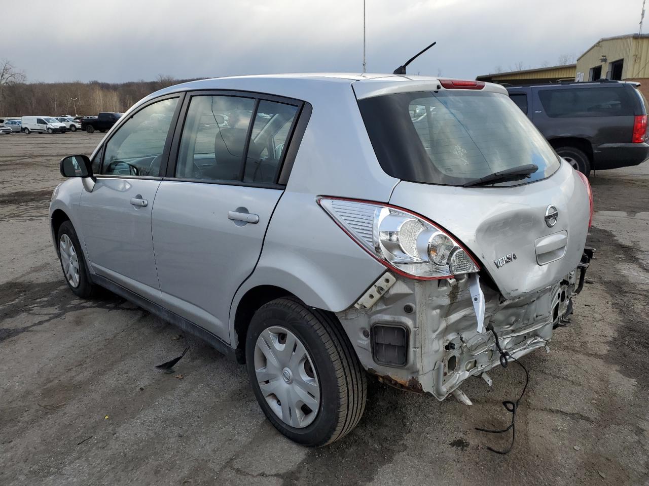 2011 Nissan Versa - Image 2