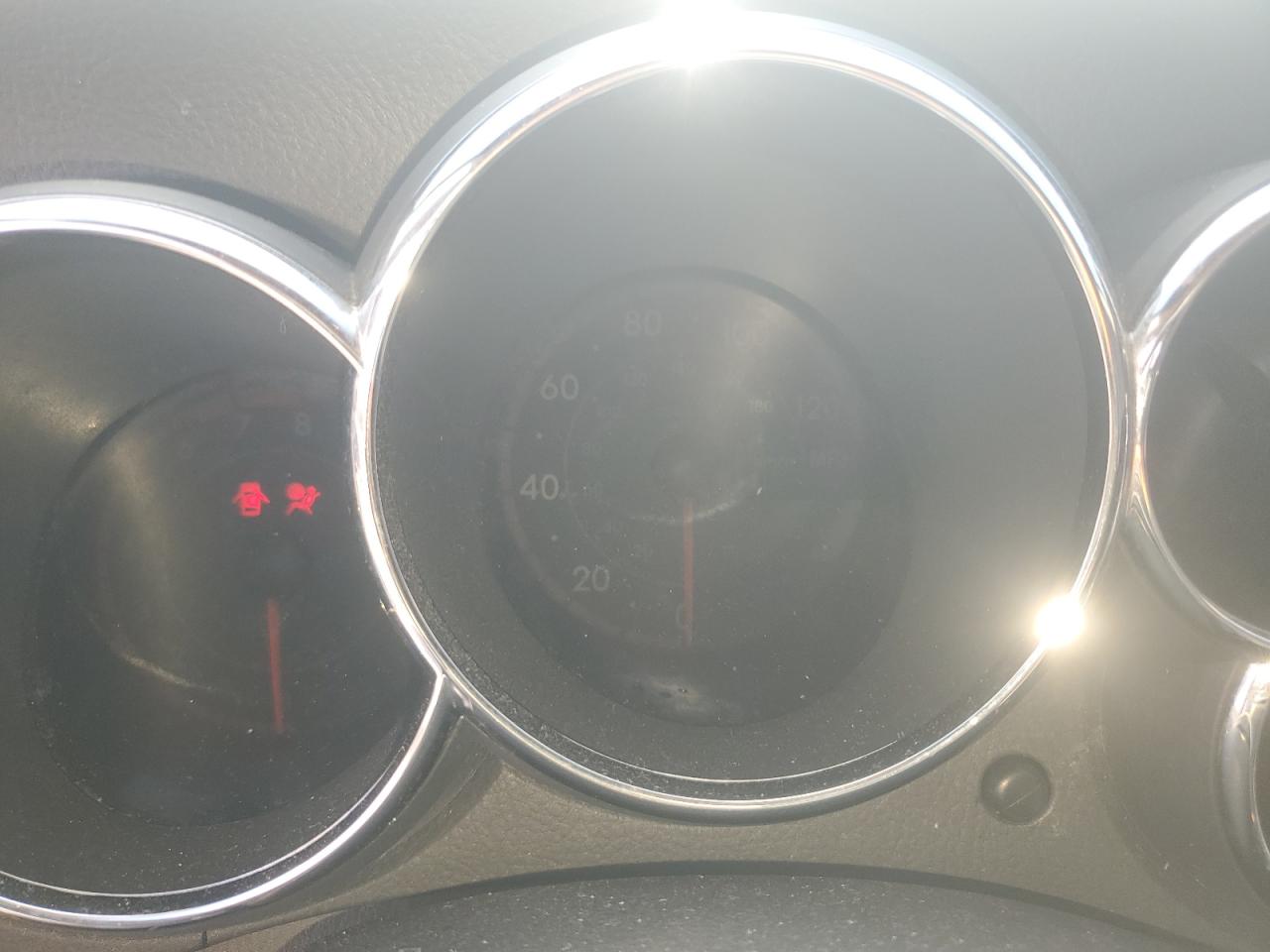 2007 Pontiac Vibe - Image 9