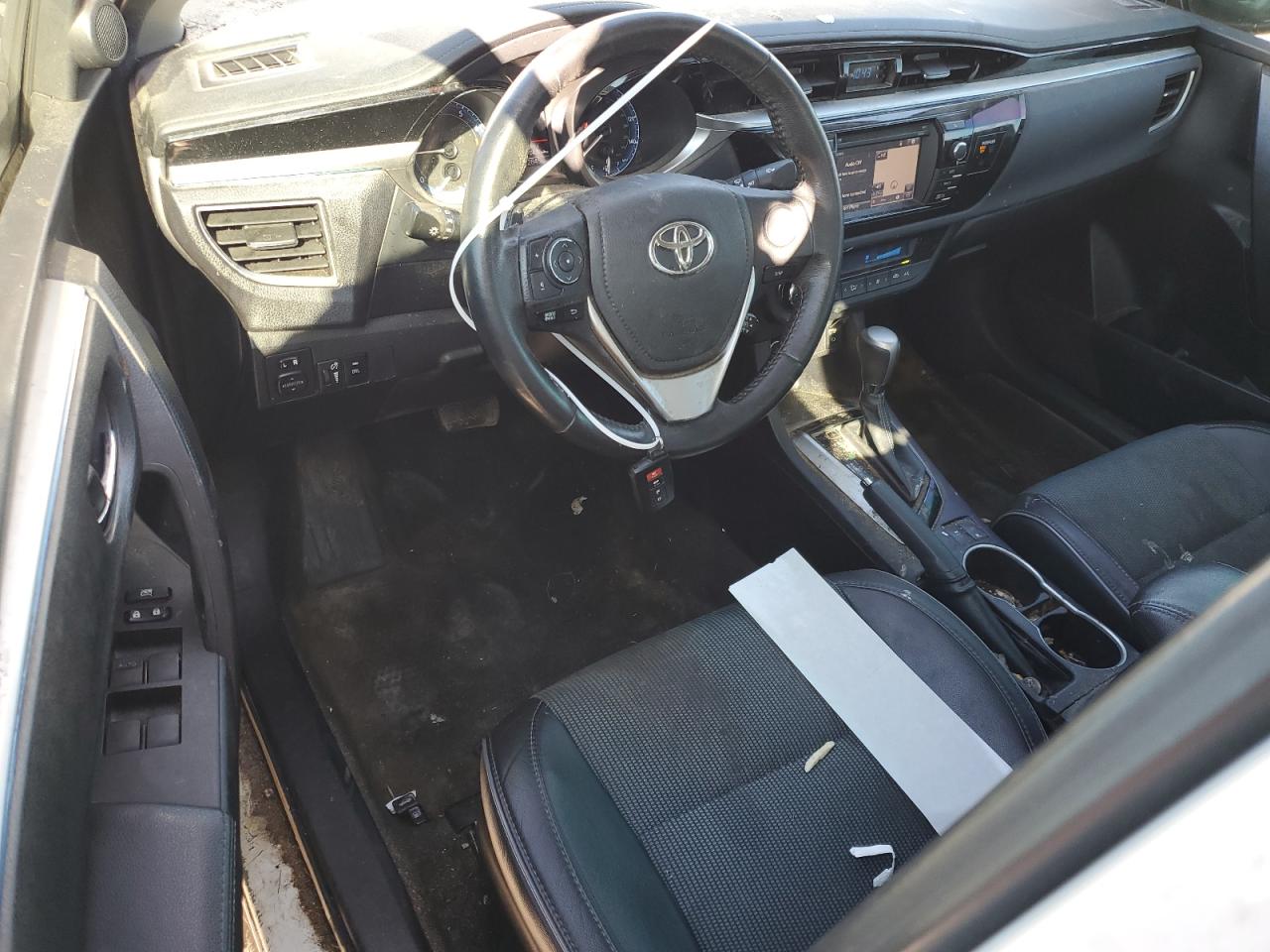 2015 Toyota Corolla - Image 8