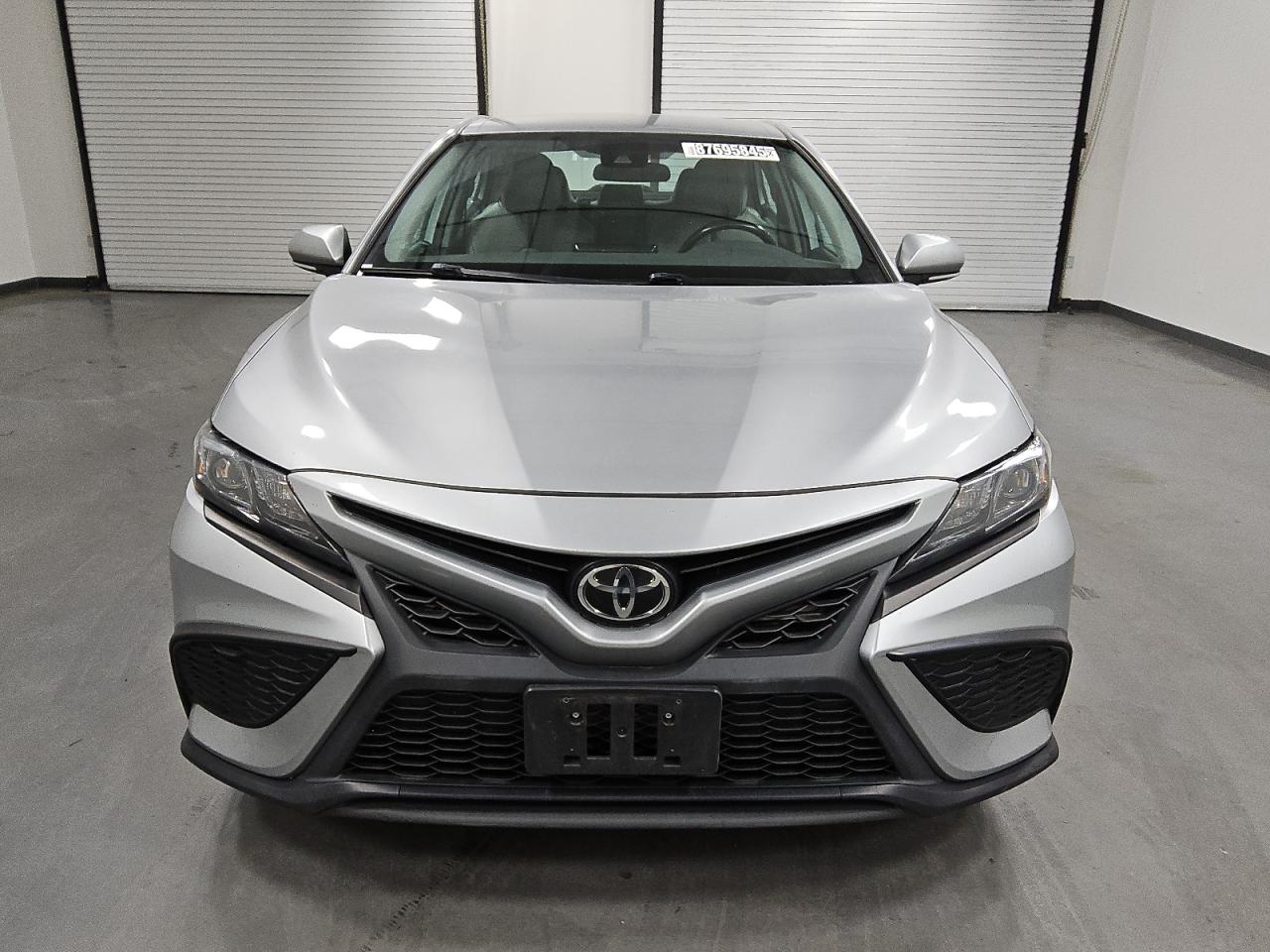 2022 Toyota Camry - Image 5