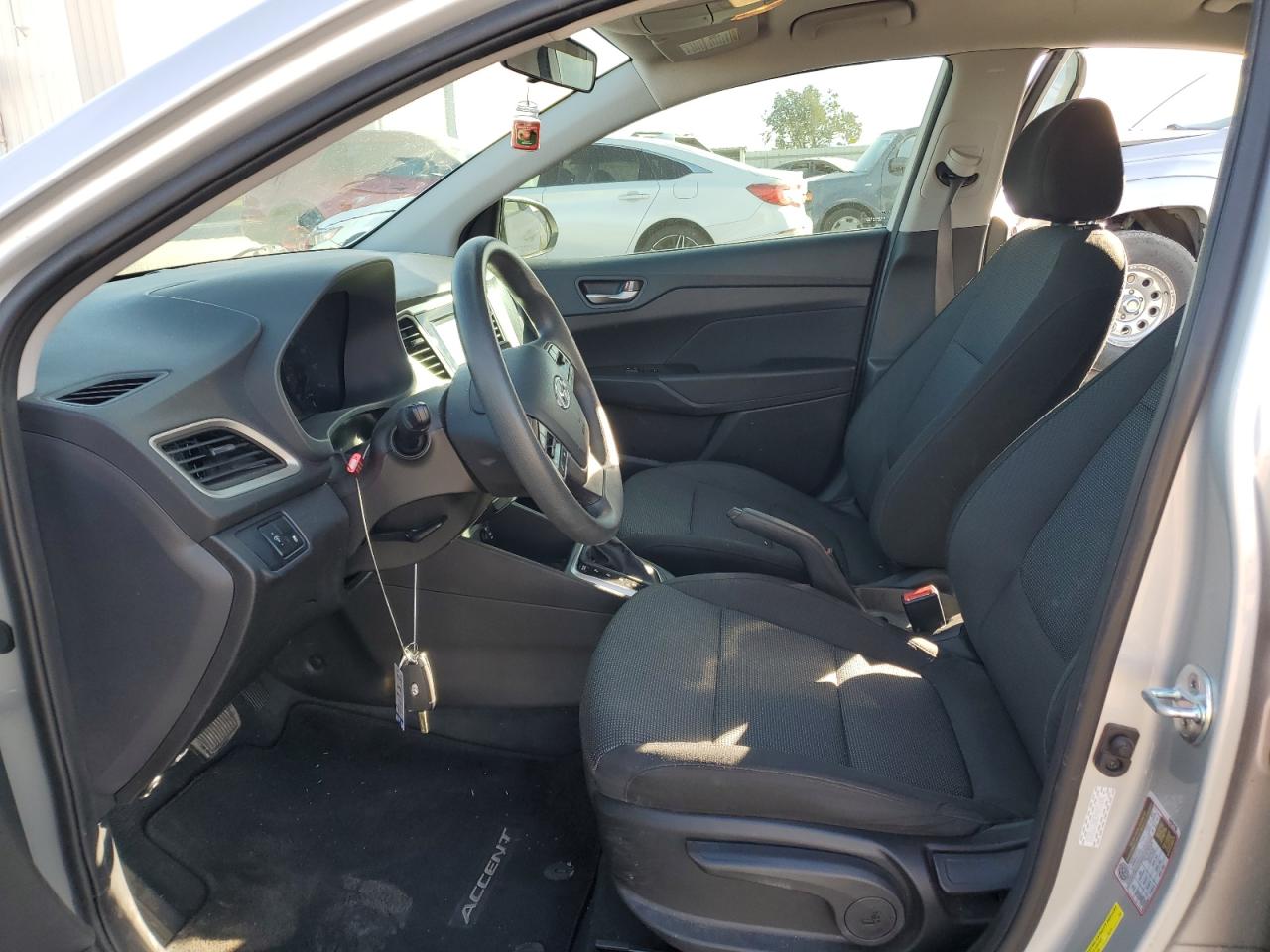 2022 Hyundai Accent - Image 7