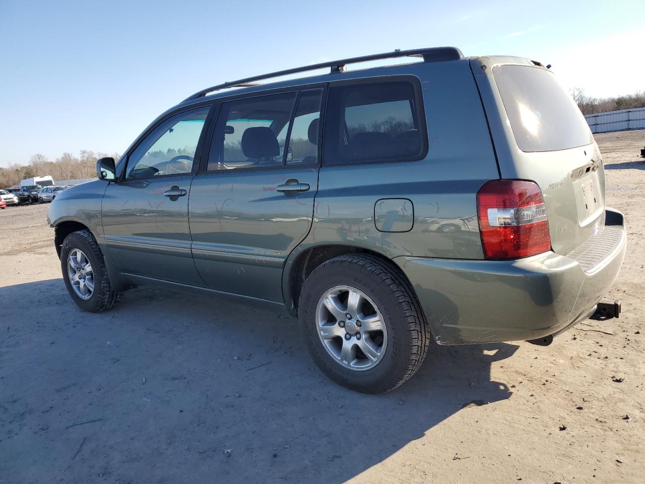 2005 Toyota Highlander - Image 2