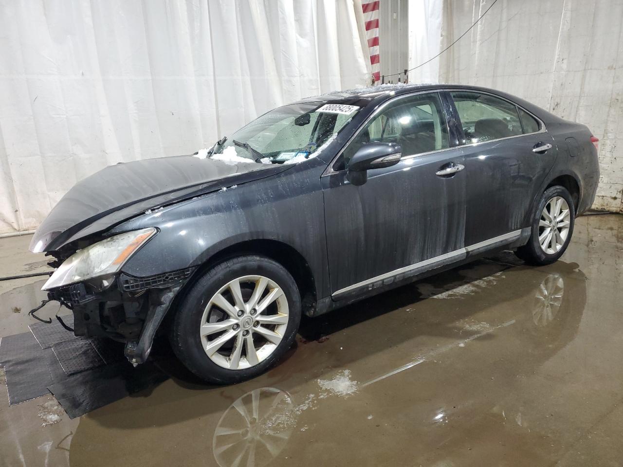 2010 Lexus ES - Image 1