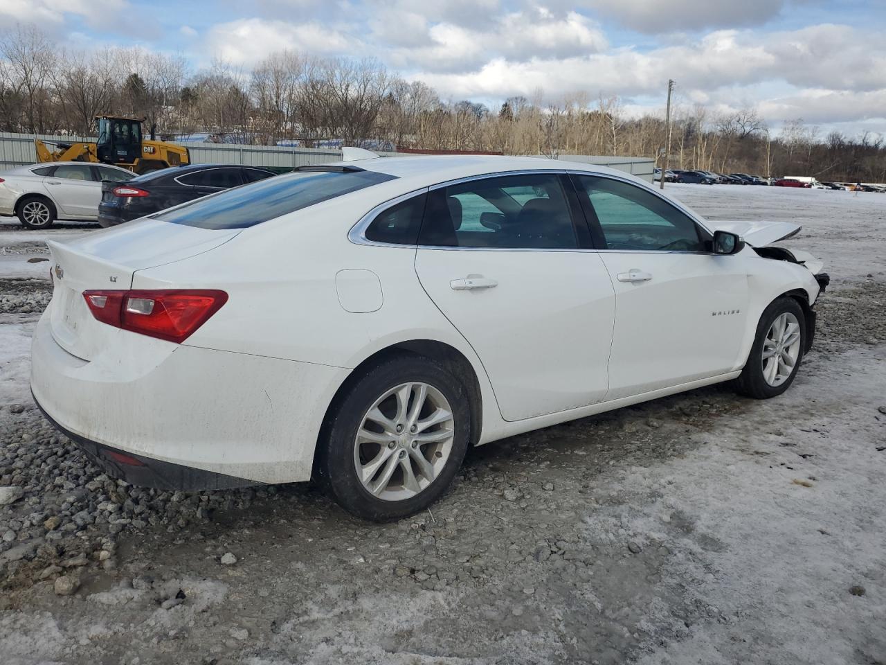 2018 Chevrolet Malibu - Image 3