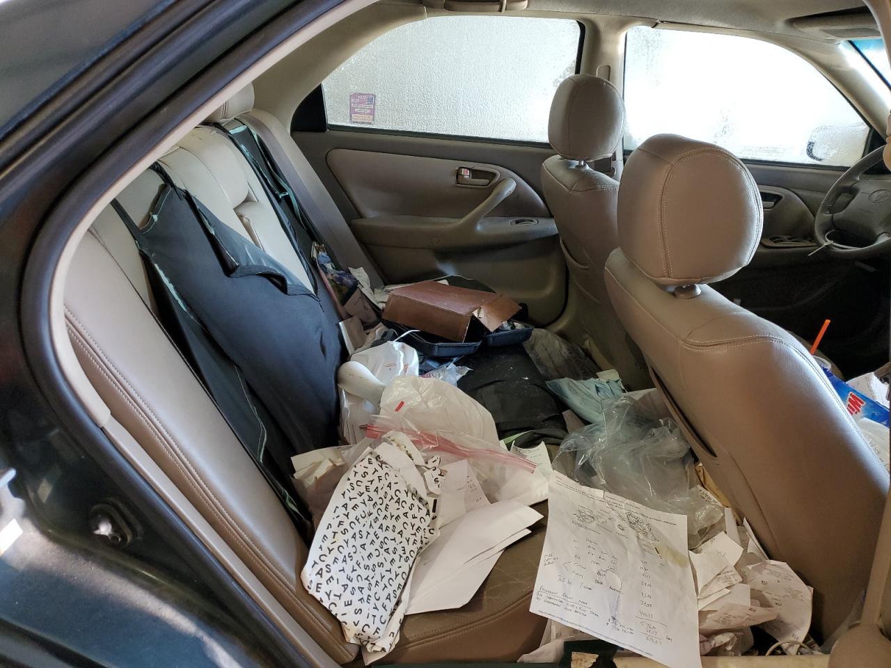 1997 Toyota Camry - Image 10