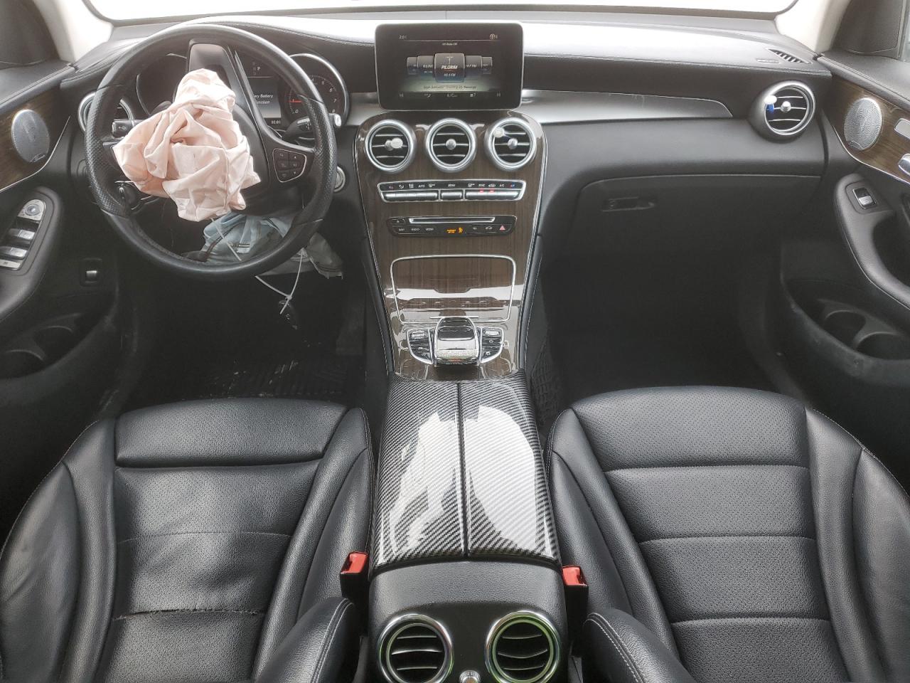 2016 Mercedes-Benz GLC - Image 8