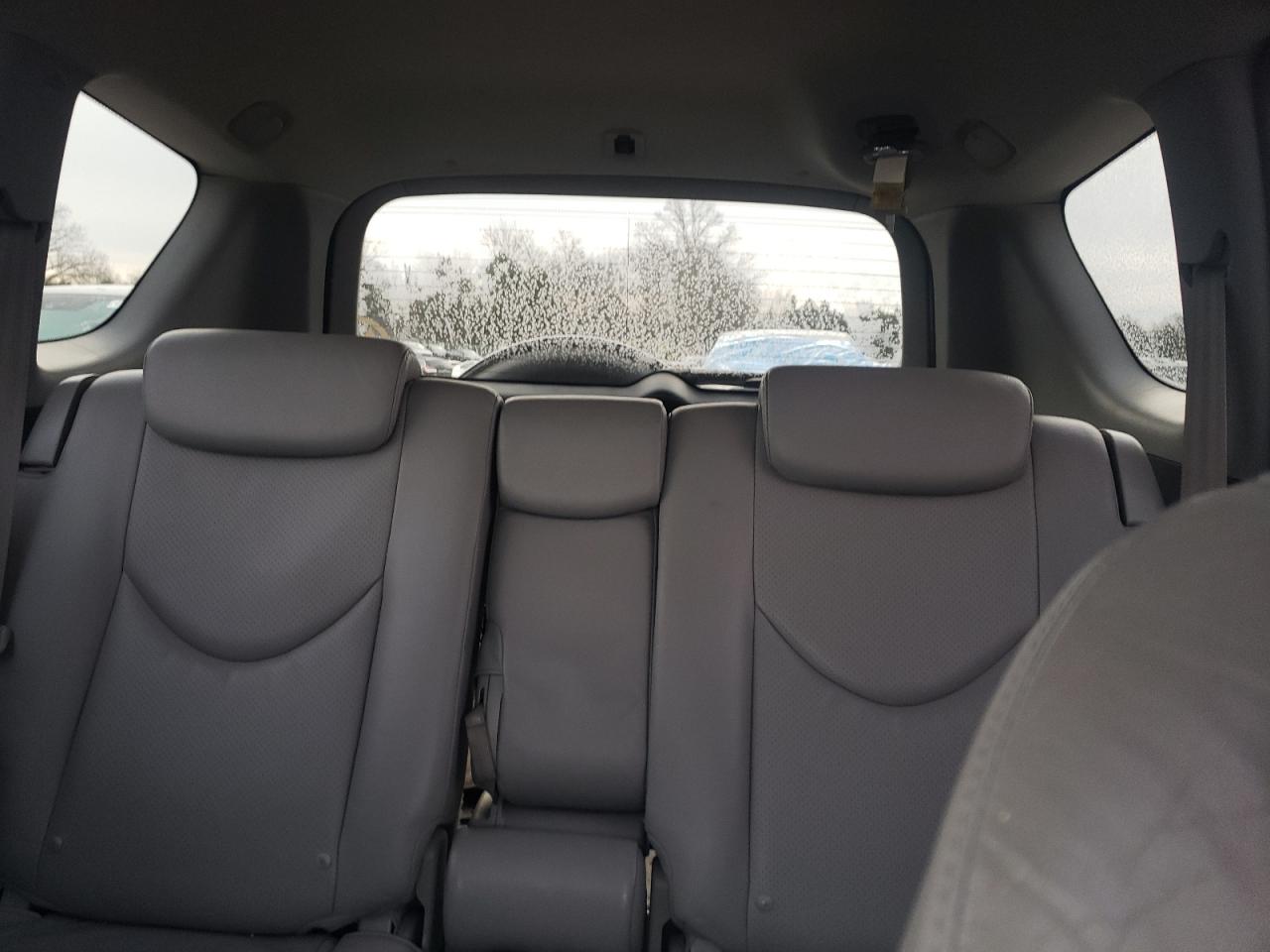 2010 Toyota RAV 4 - Image 10